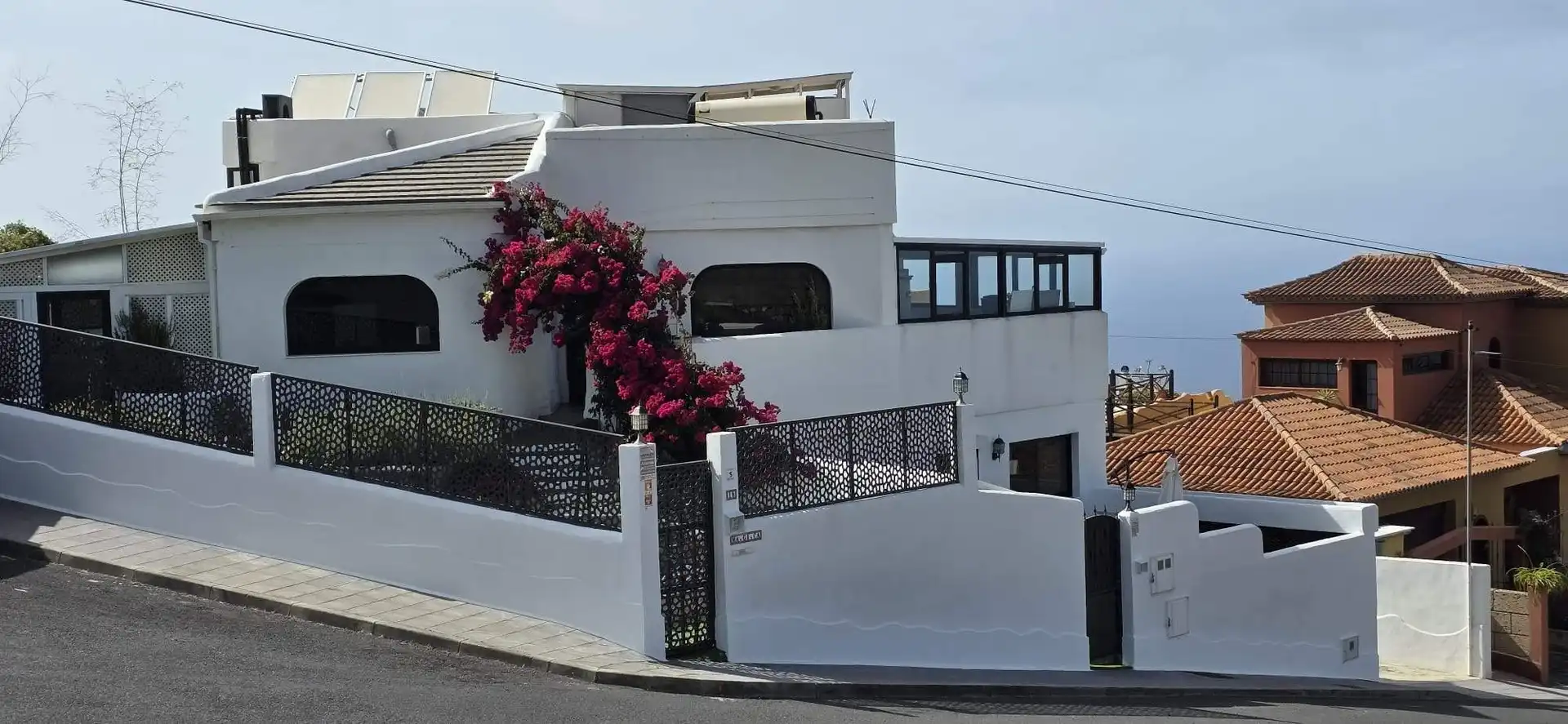 Vista exterior de Casa o chalet en venta en La Guancha con Jardín privado, Terraza y Jacuzzi