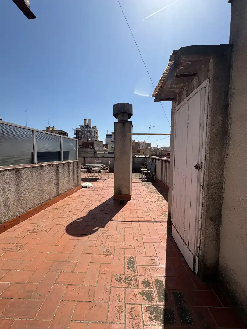 Àtic amb terrassa en venda a Carrer de la Garrotxa, imagen 3