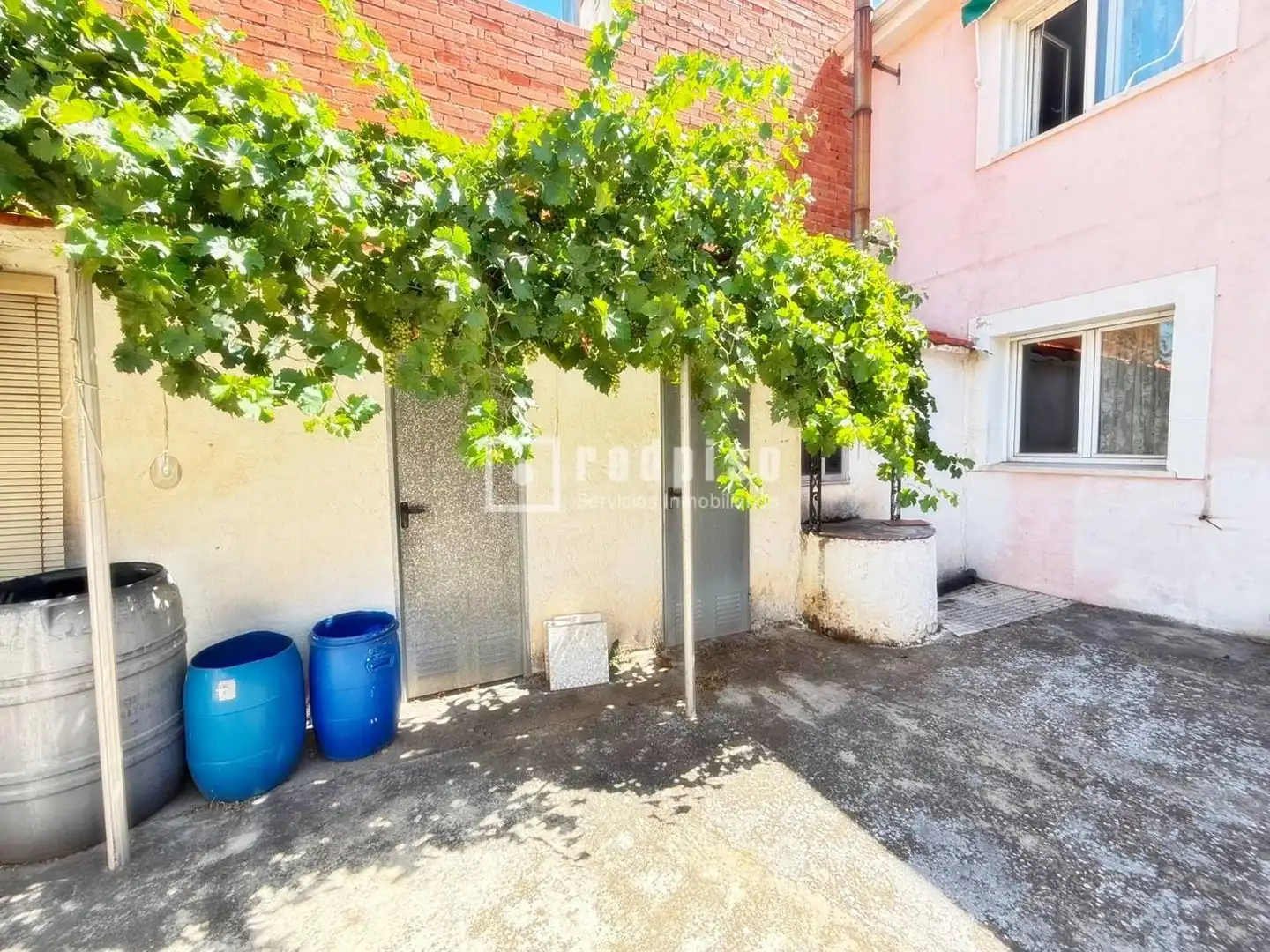 Vista exterior de Casa o chalet en venta en Marchamalo con Calefacción, Terraza y Trastero