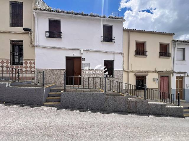 Casa-chalet en Venta en Calvario, 25 en Nueva Carteya