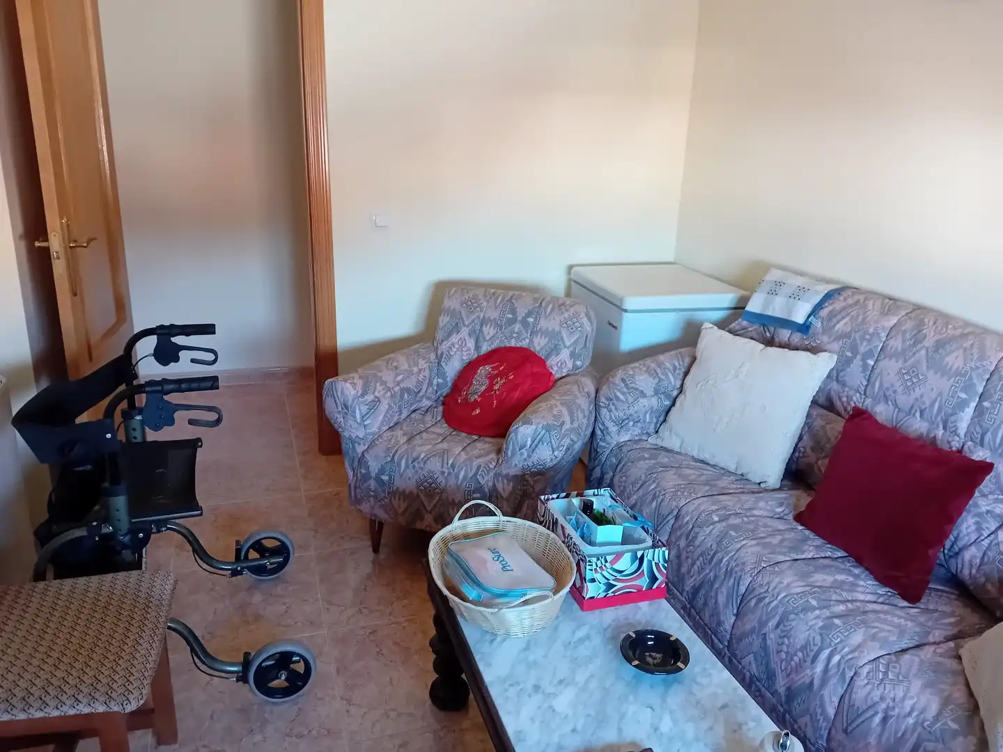 Sala de estar de Piso en venta en Pozuelo de Calatrava con Aire acondicionado, Calefacción y Terraza