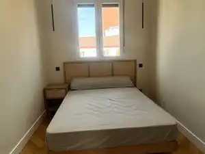 Schlafzimmer von Dachboden zum Verkauf in Madrid mit Klimaanlage, Heizung und Terrasse
