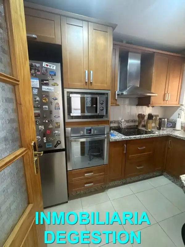 Kitchen of Flat for sale in Linares  with Air Conditioner, Heating and Furnished