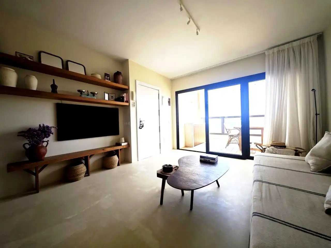 Sala de estar de Apartamento de alquiler en Telde con Terraza, Amueblado y Internet