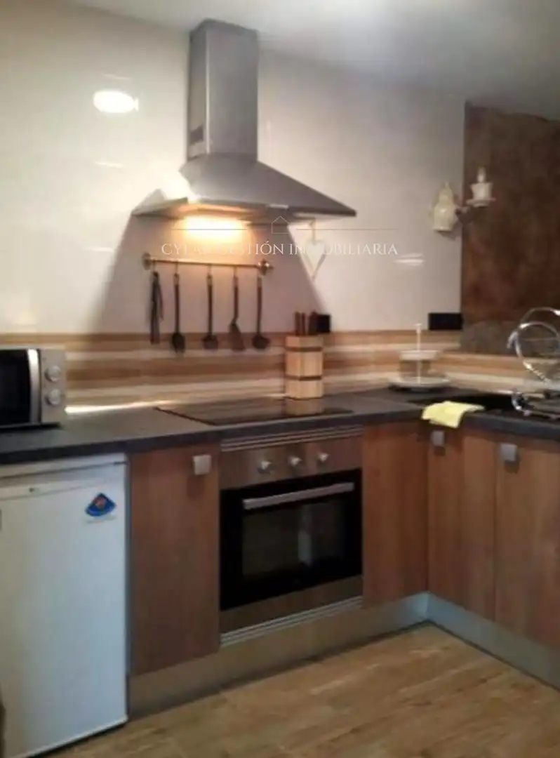 Cocina de Casa o chalet en venta en Puerto de Béjar con Calefacción, Terraza y Amueblado
