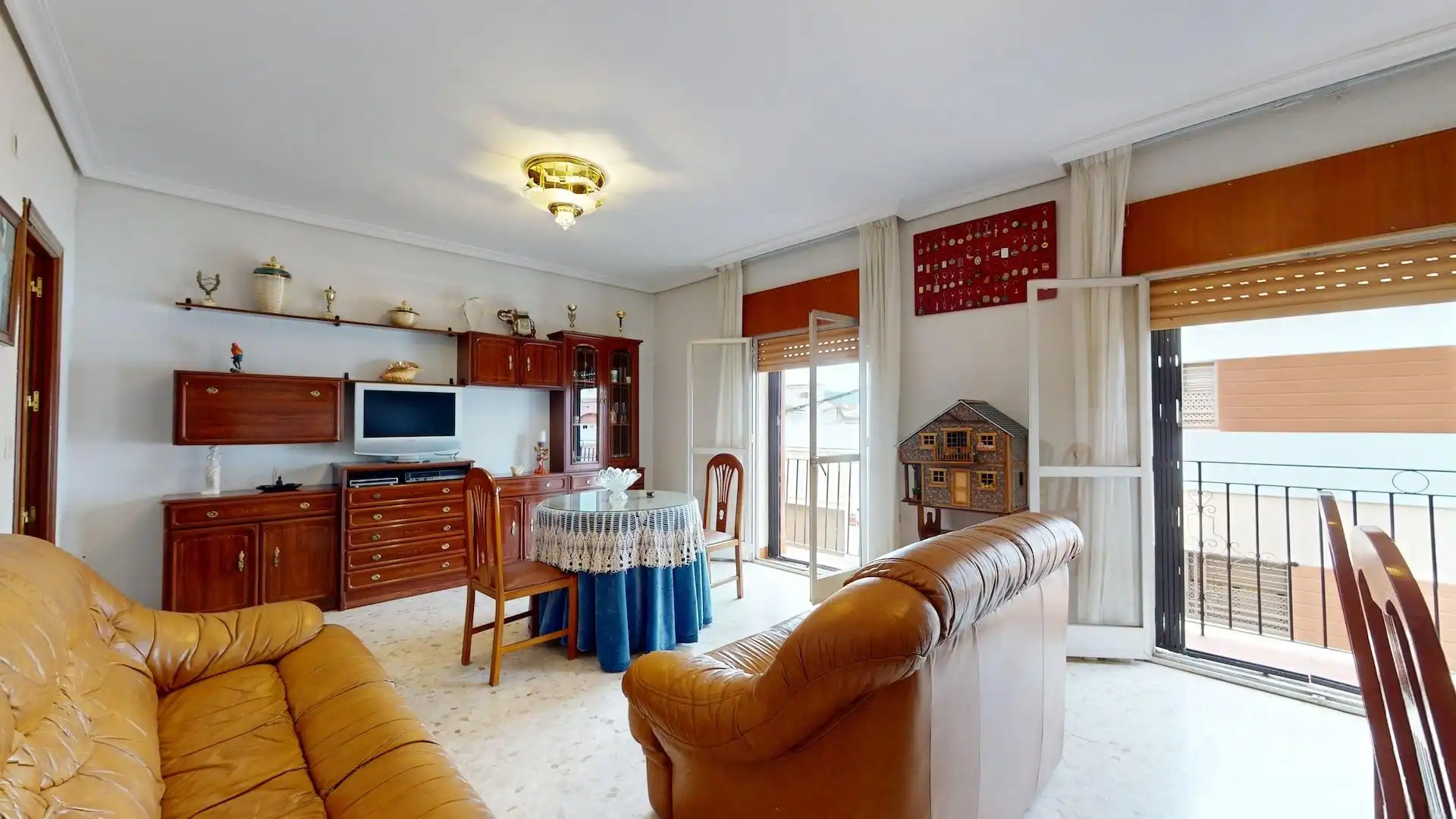 Sala d'estar de Casa adosada en venda en  Córdoba Capital amb Aire condicionat, Terrassa i Traster