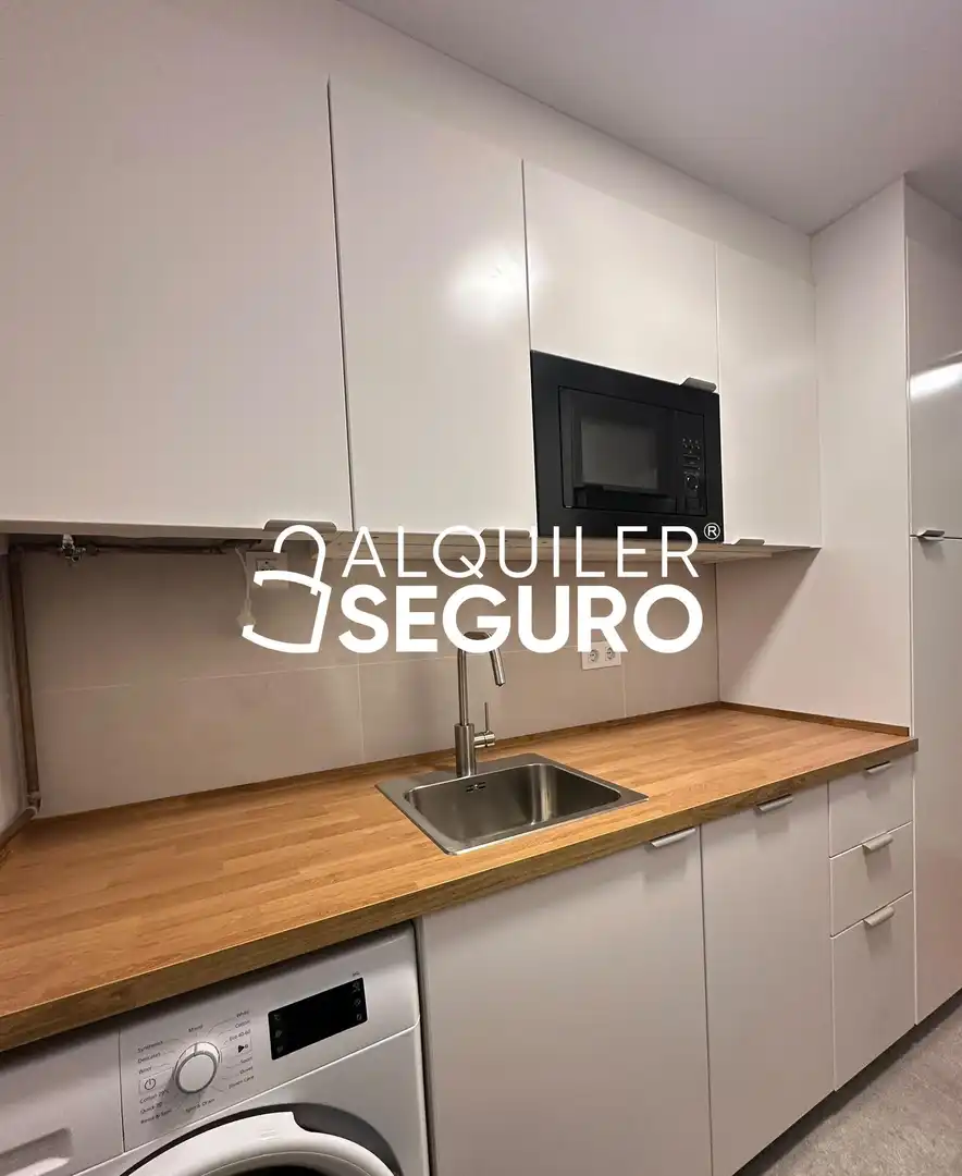 Küche von Wohnung zur Miete in Madrid mit Heizung und Terrasse