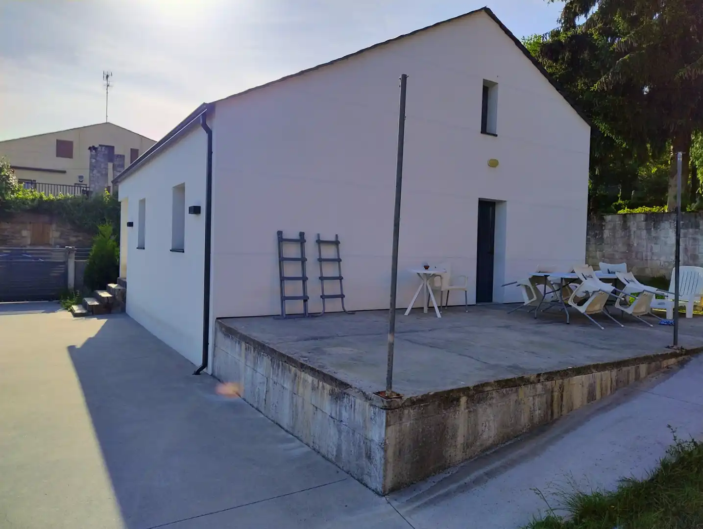 Vista exterior de Casa o chalet en venta en Begonte con Calefacción, Jardín privado y Parquet