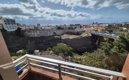Flat to rent in Calle Enrique de Anaga, 1, La Salud