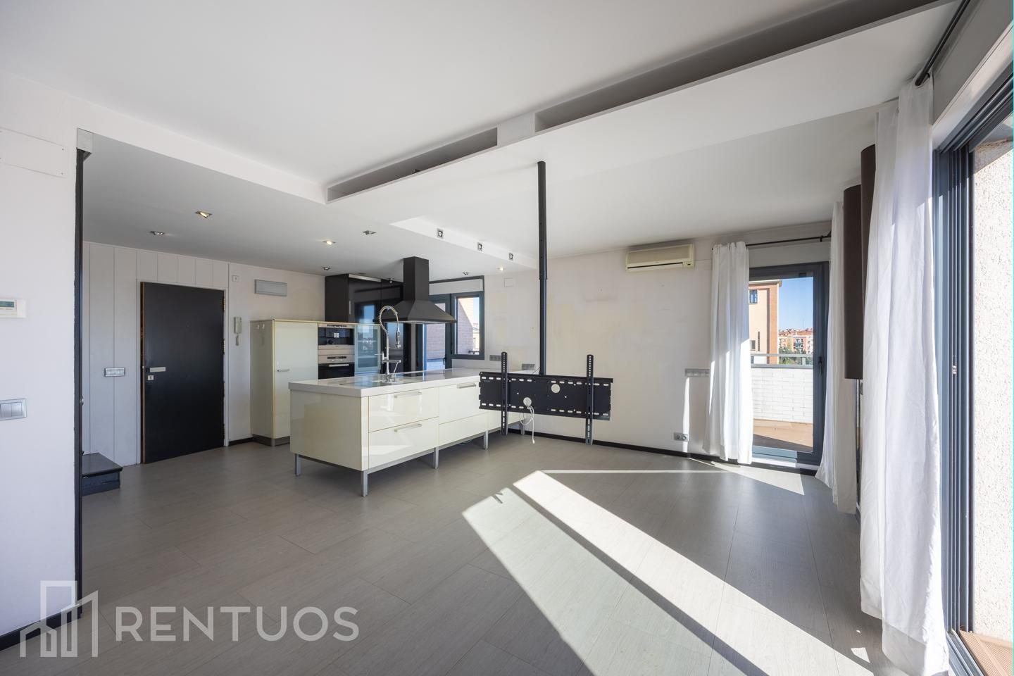Kitchen of Flat to rent in  Madrid Capital  with Air Conditioner, Heating and Terrace