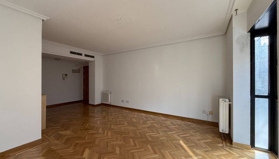 Piso de alquiler en Calle del Corazón de María, Prosperidad - Imagen 4