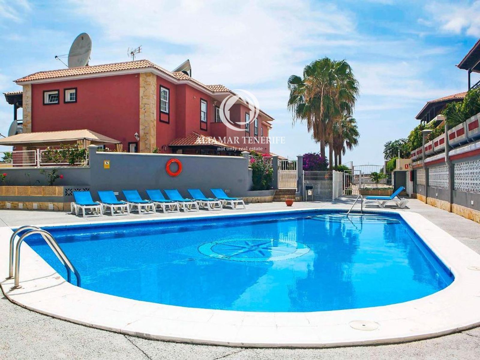 Swimming pool of Single-family semi-detached to rent in Adeje  with Air Conditioner, Terrace and Swimming Pool