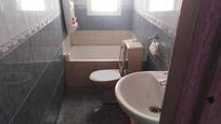 Badezimmer von Wohnung zum verkauf in  Huesca Capital