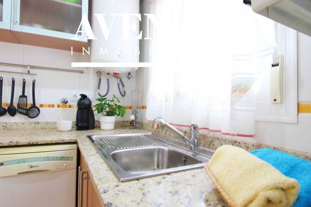 Apartamento en Venta en Central, 52 en Jardines del Mar