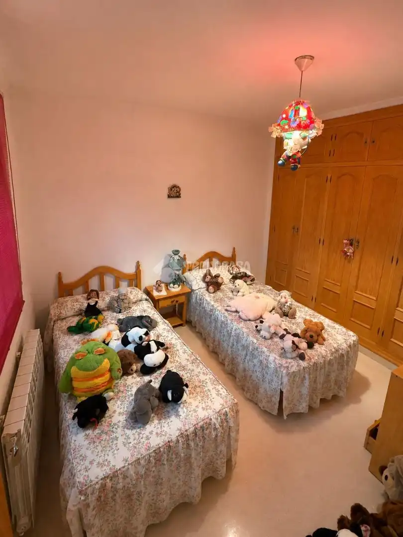 Bedroom of Houses for sale in Santa Cruz de la Zarza