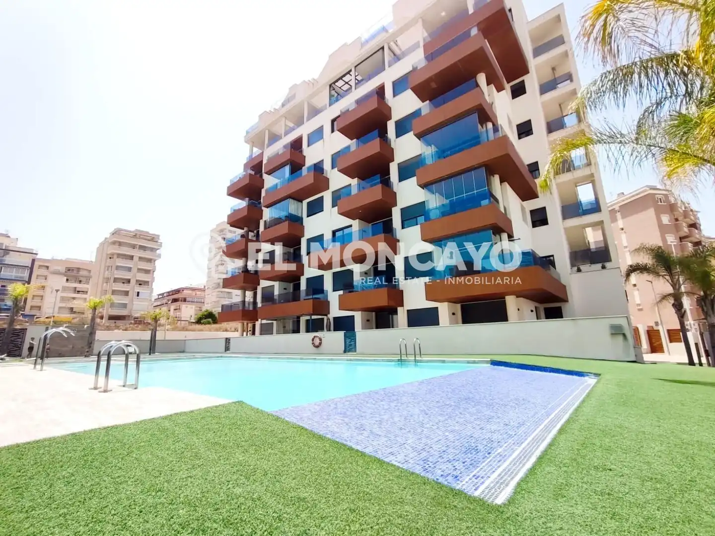 Apartamento con piscina en venta en Avenida PUERTO DEL