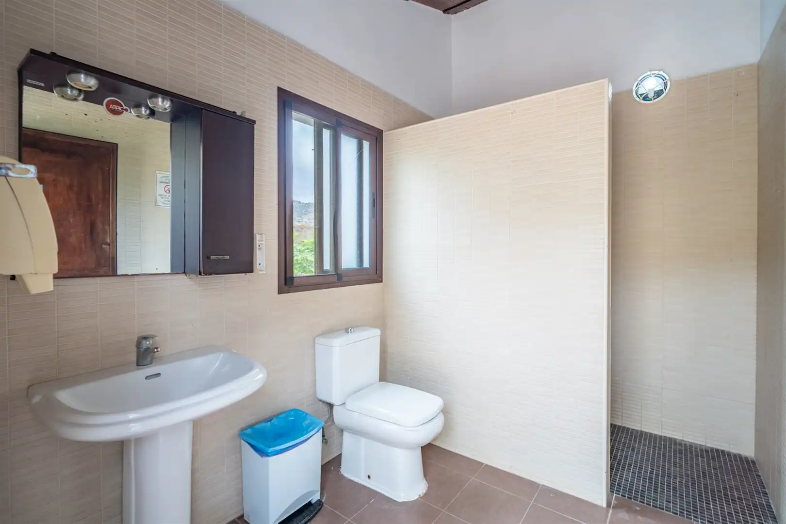 Bany de Casa o xalet en venda en Cártama