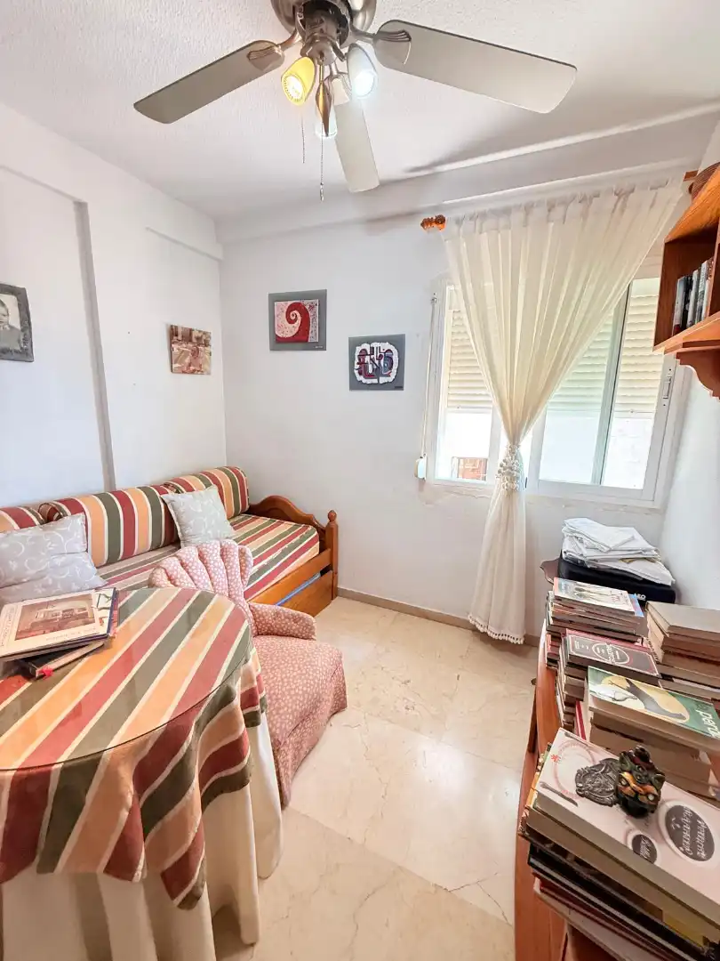 Schlafzimmer von Wohnung zur Miete in Málaga mit Klimaanlage, Terrasse und Möbliert