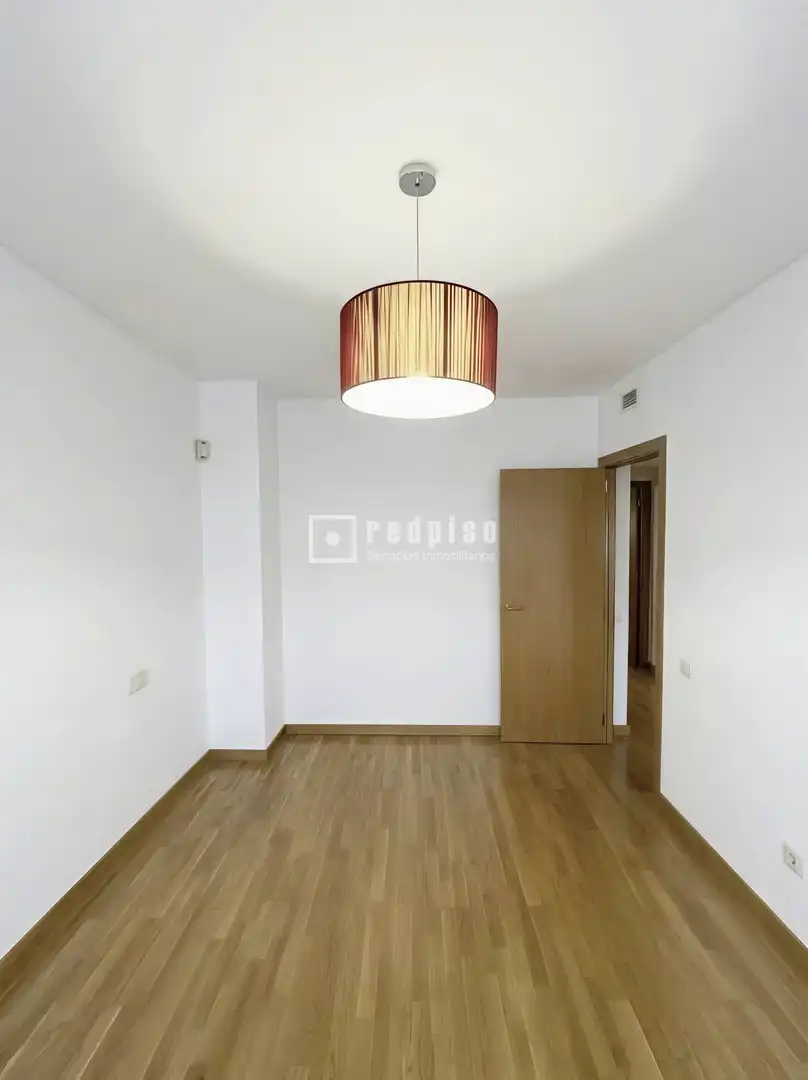 Habitación de Piso en venta en Madrid con Aire acondicionado, Calefacción y Jardín privado