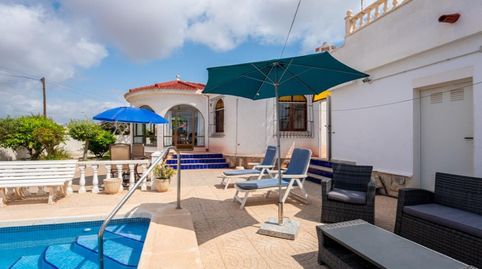 Foto 3 de Casa o xalet en venda a Calle Sibelius, Zona Carrefour - Urbanizaciones, Torrevieja