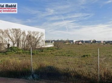 Terreno industrial en venta en Montserrat - Parque Empresarial