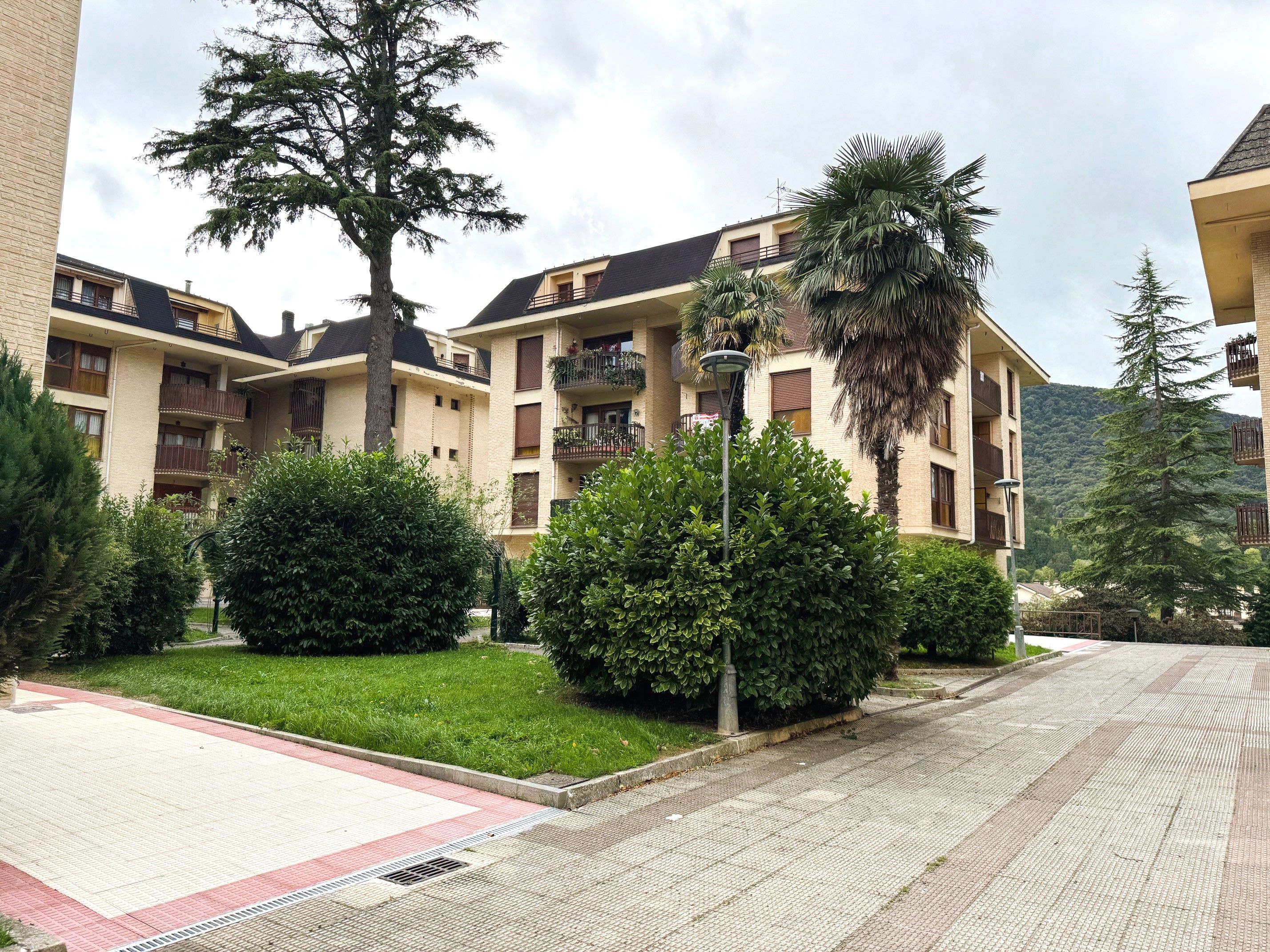 Exterior view of Flat for sale in Artziniega  with Heating, Private garden and Parquet flooring