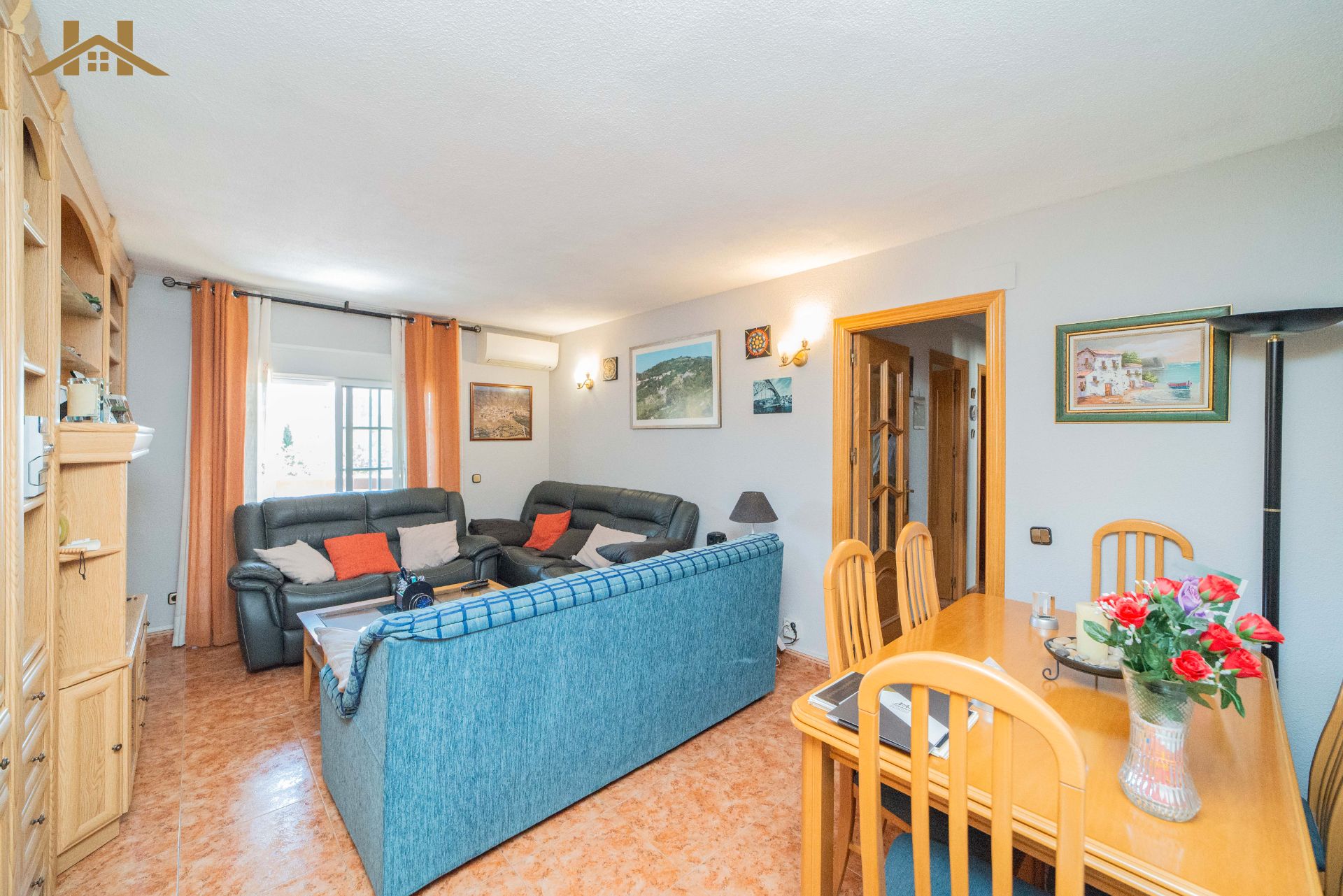 Living room of Flat for sale in Fuenlabrada  with Air Conditioner, Terrace and Oven