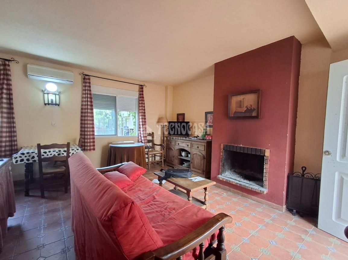 Living room of Single-family semi-detached for sale in Baños de la Encina