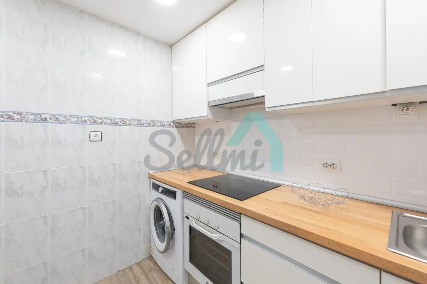 Cocina de Piso en venta en Oviedo  con Calefacción