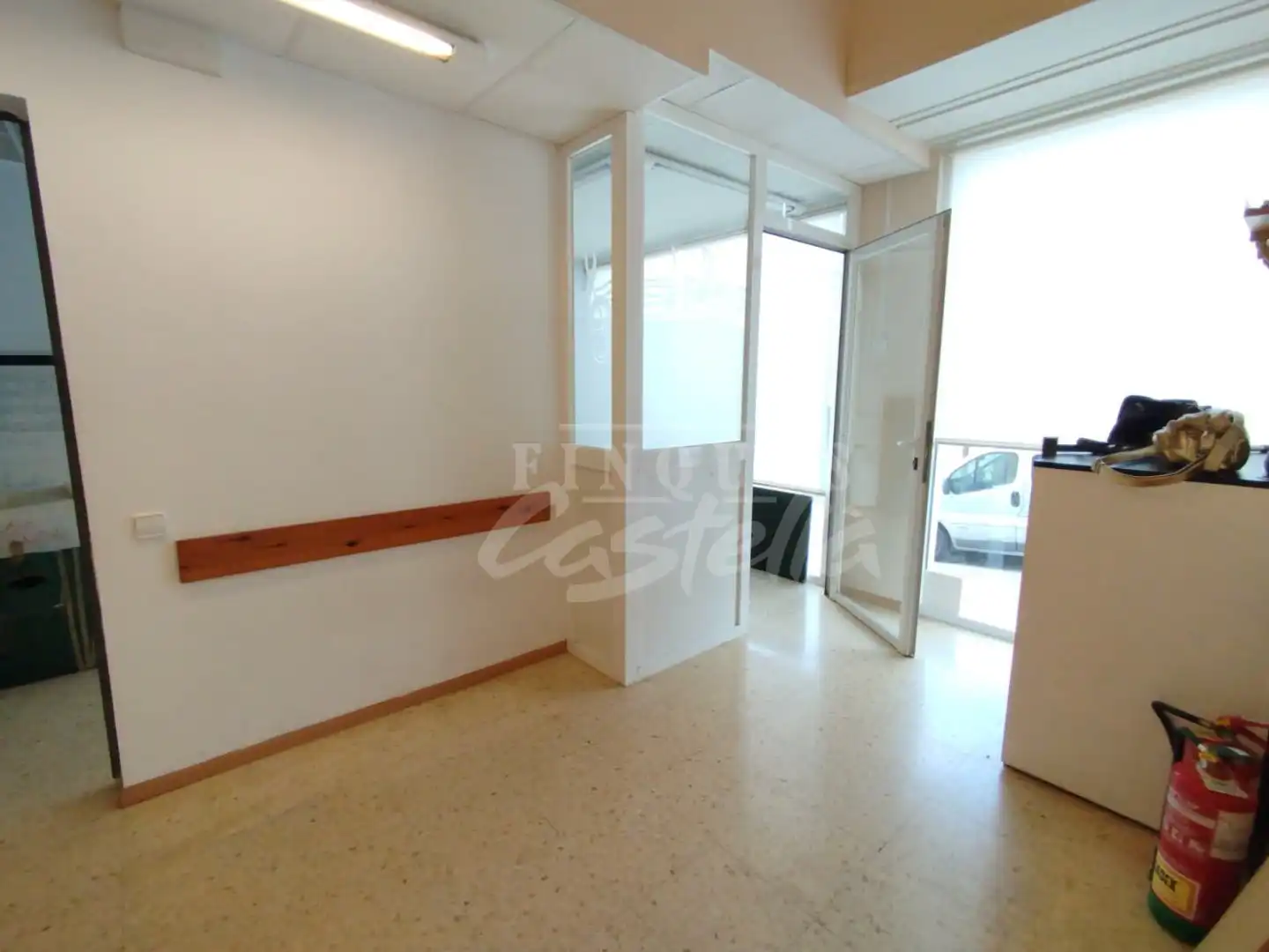 Commercial properties for sale in Mataró  with Air Conditioner and Heating
