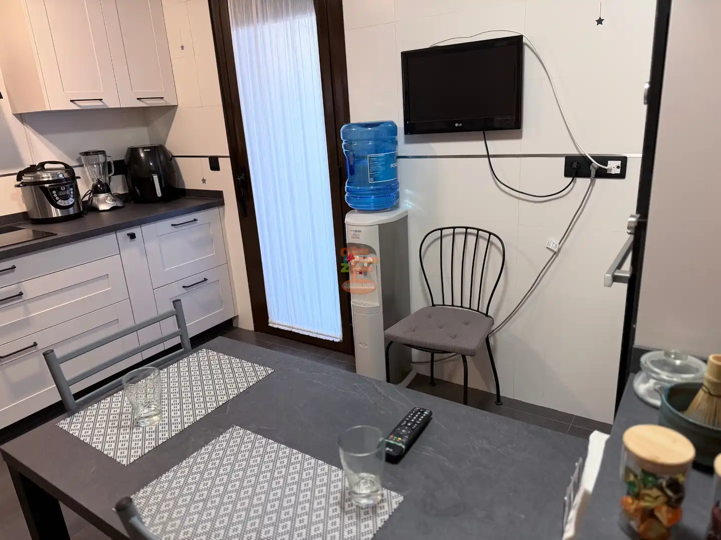 Kitchen of Houses for sale in Zaragoza  with Air Conditioner, Heating and Private garden
