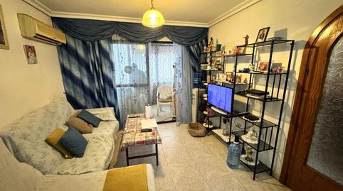 Foto 3 de Pis en venda a Colonia Madrid, Alicante