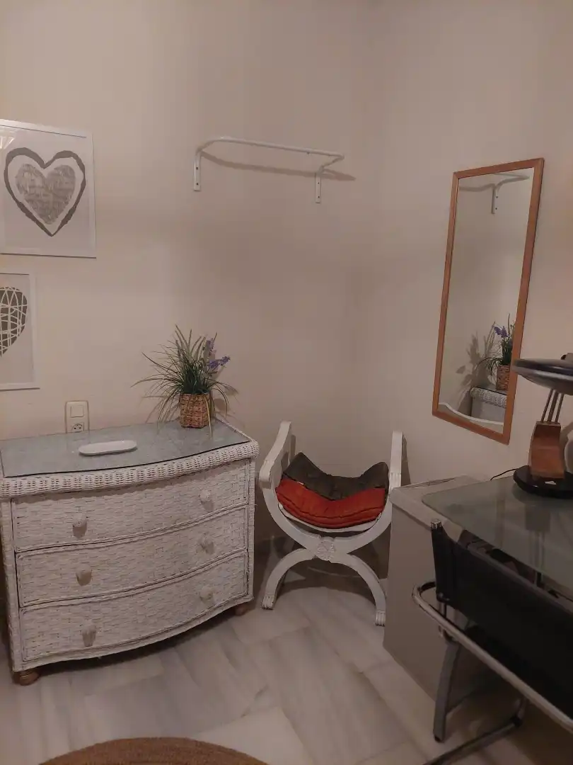 Wohnung zur Miete in Calle Alcalá Zamora, 21, Santa Rosa - Valdeolleros