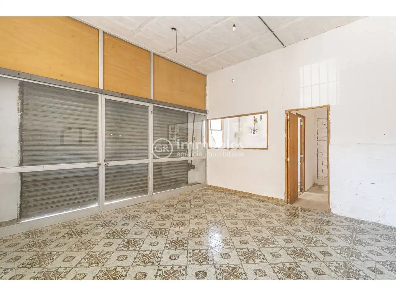 Commercial properties for rent in Lloseta