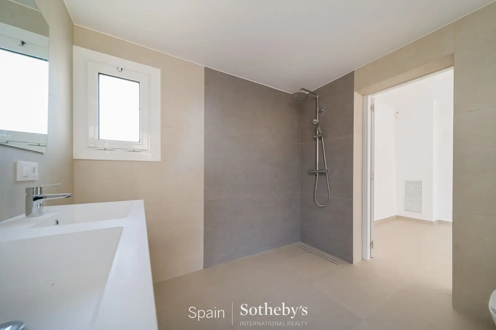 House with pool for sale in Carrer Noguera, imagen 15