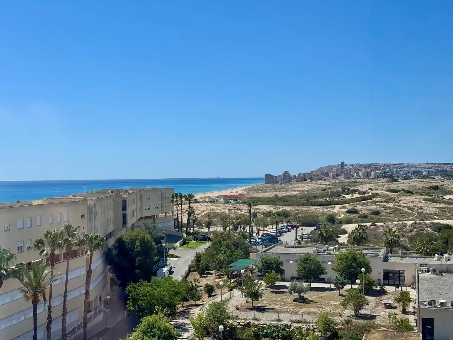 Exterior view of Apartments for rent in Alicante / Alacant  with Air Conditioner, Furnished and Community pool