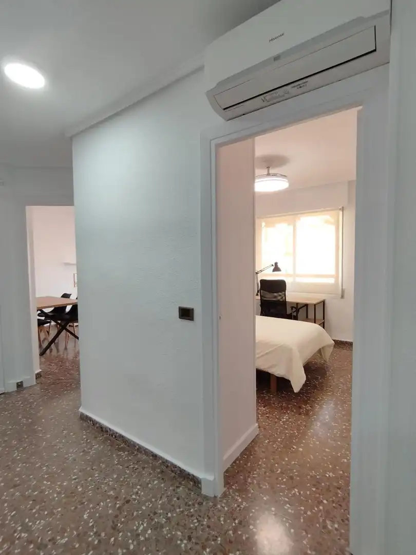 Habitación de Piso de alquiler en Murcia con Aire acondicionado, Calefacción y Amueblado