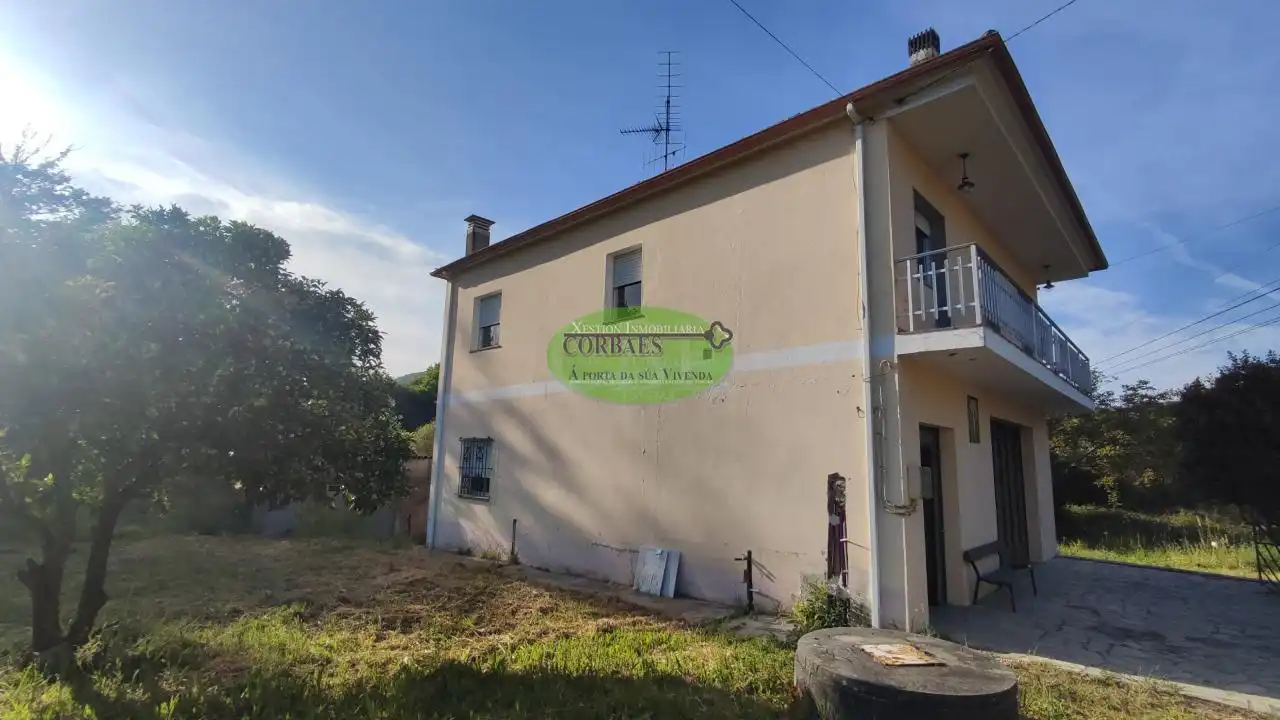 Vista exterior de Casa o xalet en venda en Cortegada amb Calefacció, Jardí privat i Parquet