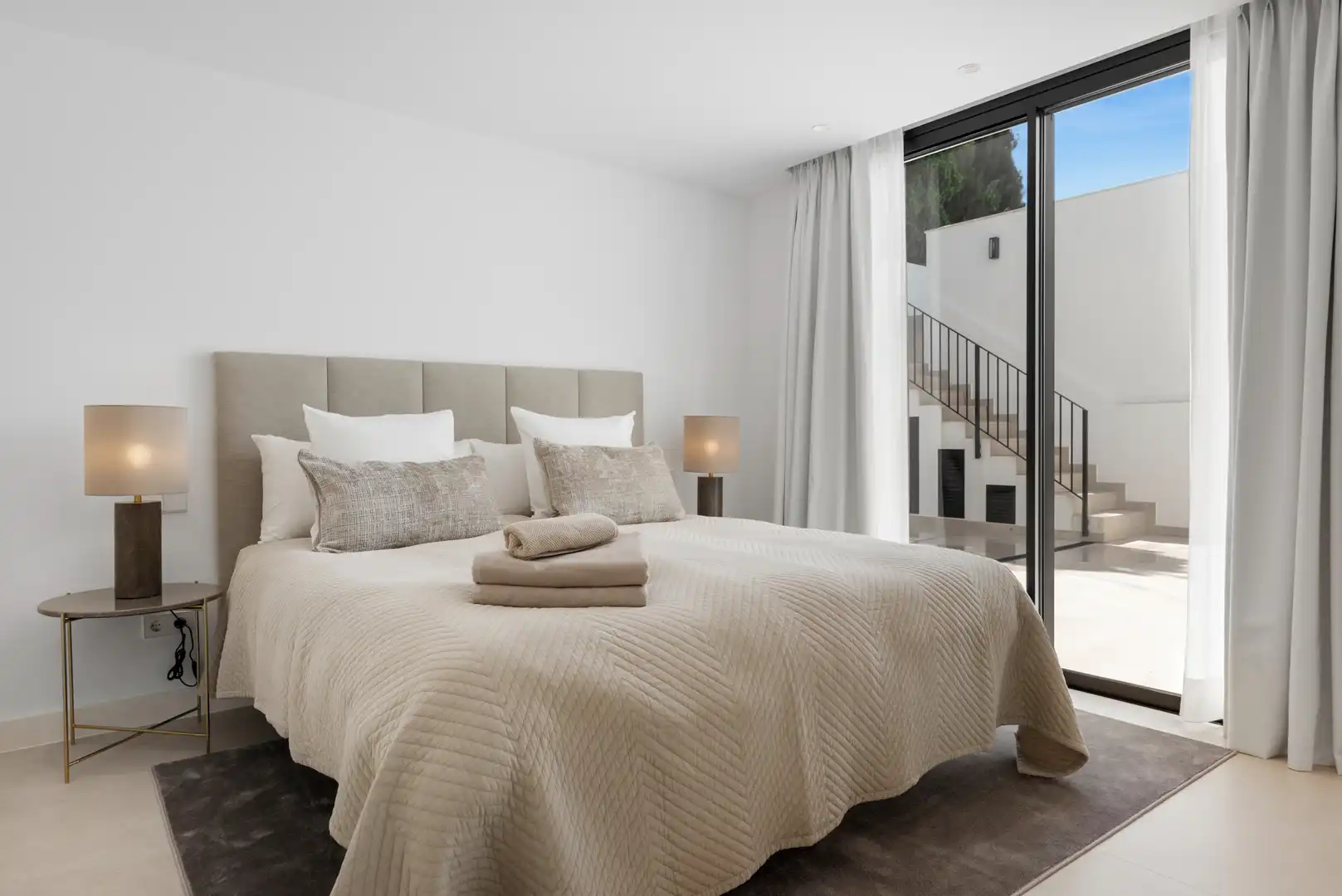 Chalet con piscina en venta en Las Chapas - El Rosario, imagen 25
