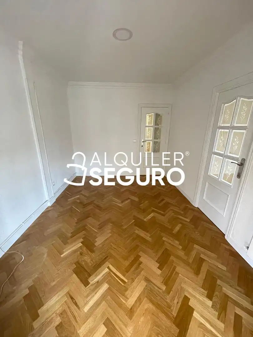 Wohnung zur Miete in De Cabello Lapiedra, Puerta del Ángel