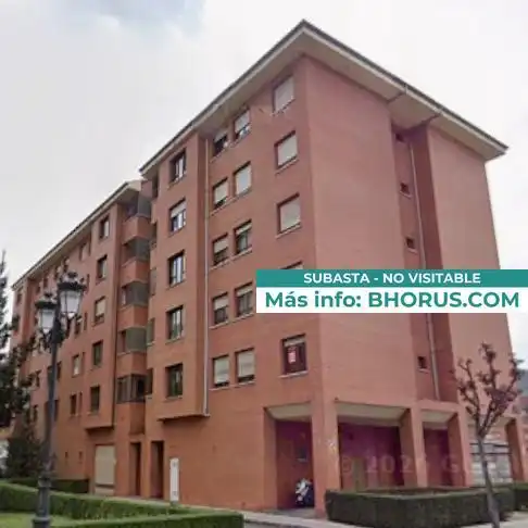 Vista exterior de Piso en venta en Oviedo 