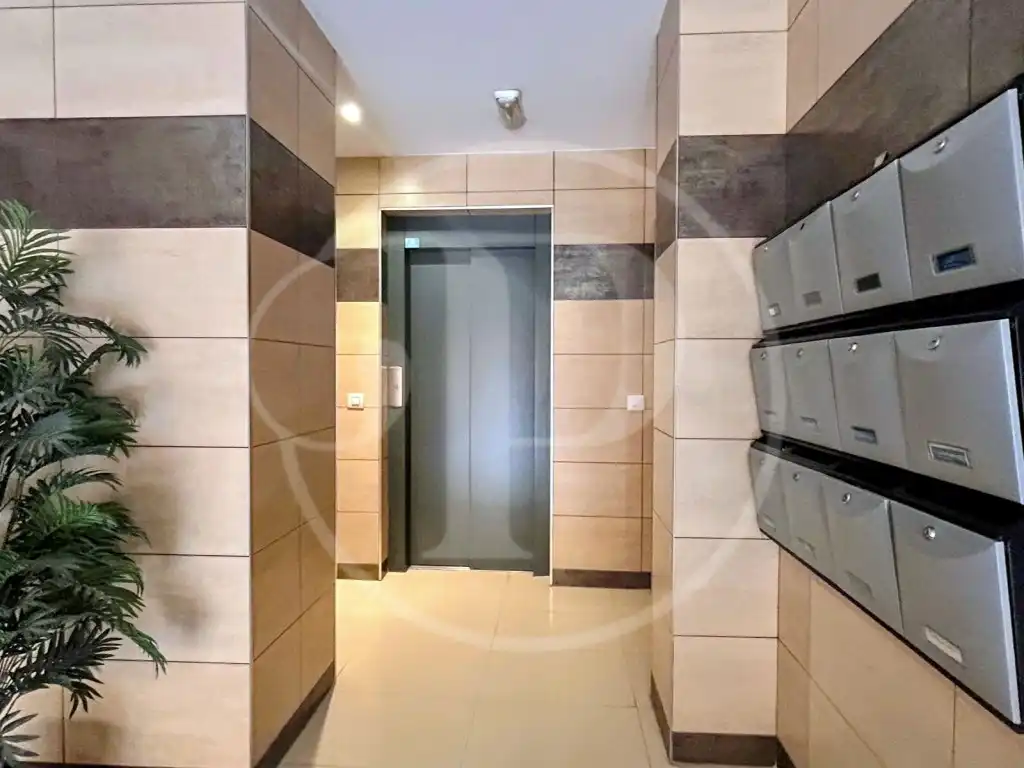 Apartamento en venta en Silla con Aire acondicionado y Balcón
