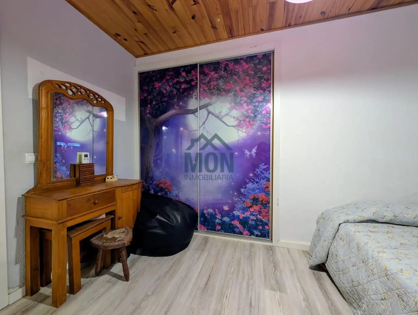 Habitación de Ático en venta en Catarroja con Calefacción, Parquet y Terraza