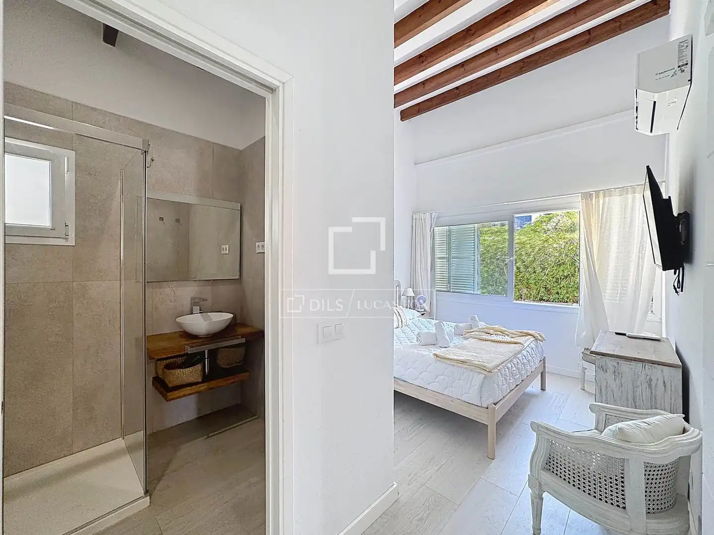 Dormitori de Casa o xalet en venda en Sant Lluís amb Aire condicionat, Calefacció i Jardí privat