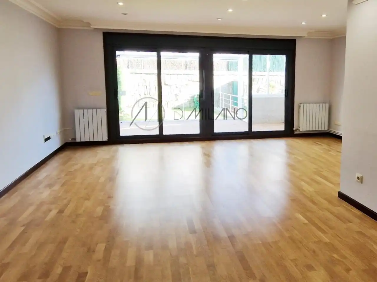 Living room of Detached homes for sale in Vigo   with Heating, Private garden and Parquet flooring
