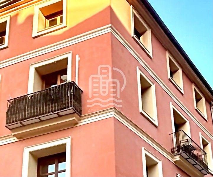 Exterior view of Flat for sale in  Valencia Capital  with Air Conditioner and Balcony