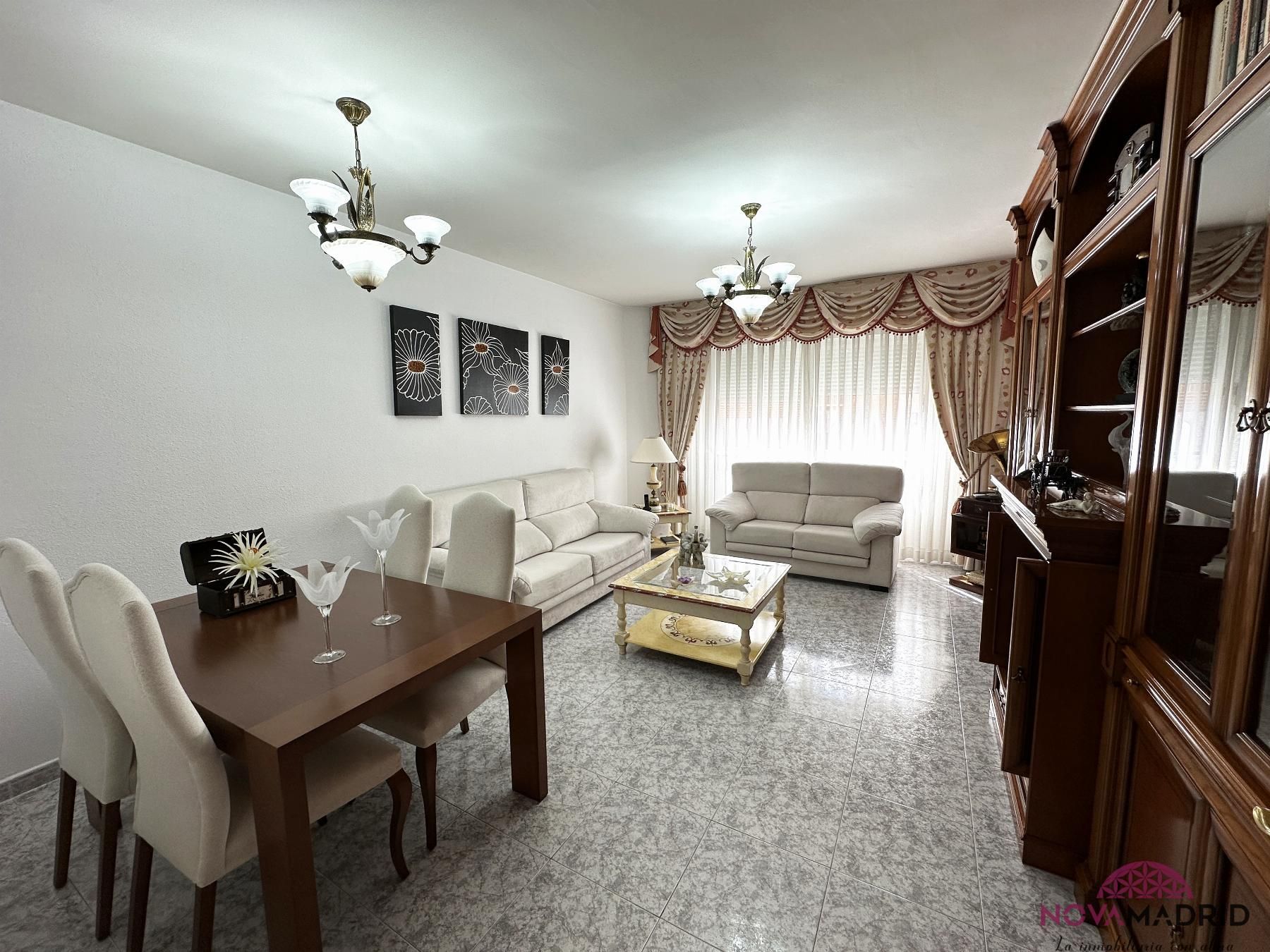 Living room of Flat for sale in Fuenlabrada  with Heating and Terrace