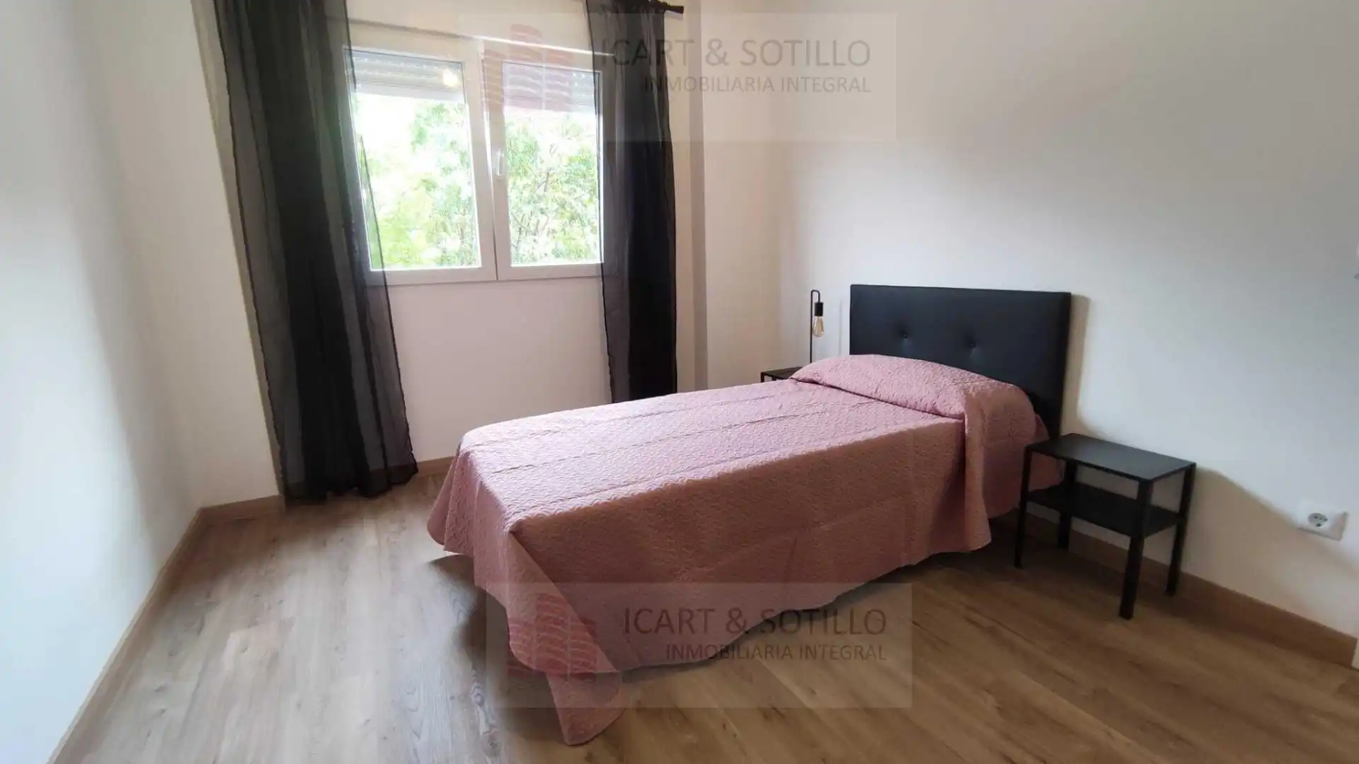 Piso con terraza en alquiler en Casco Urbano, imagen 12