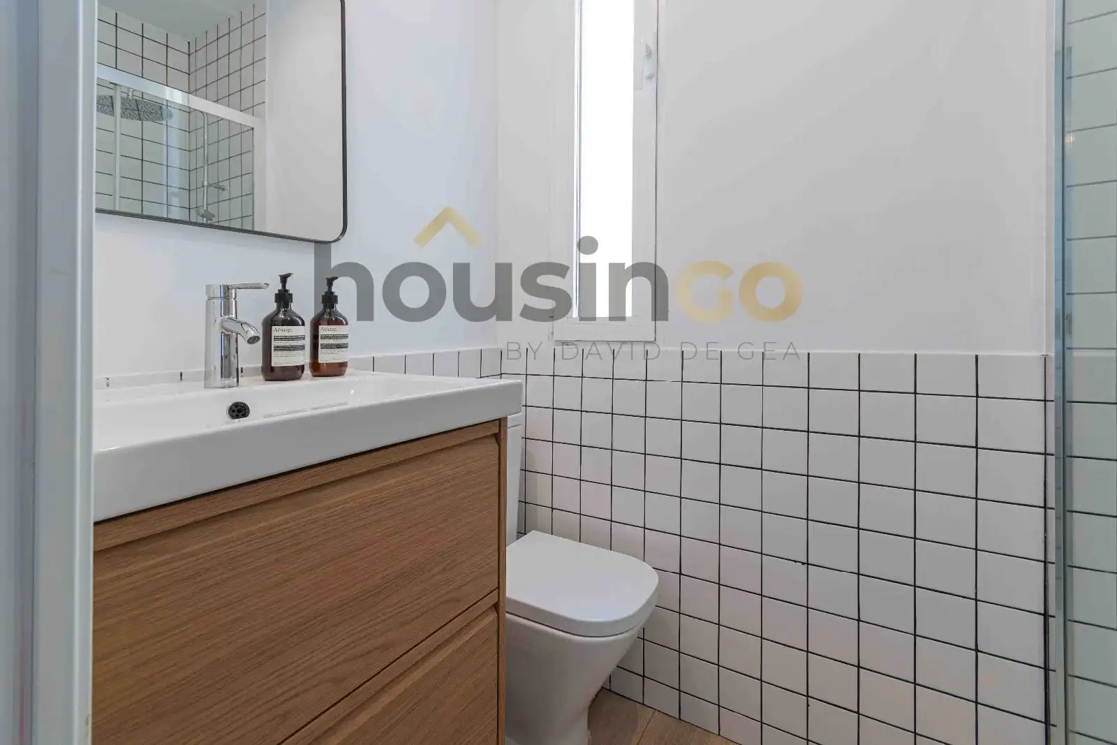 Baño de Ático en venta en Madrid con Aire acondicionado, Calefacción y Terraza