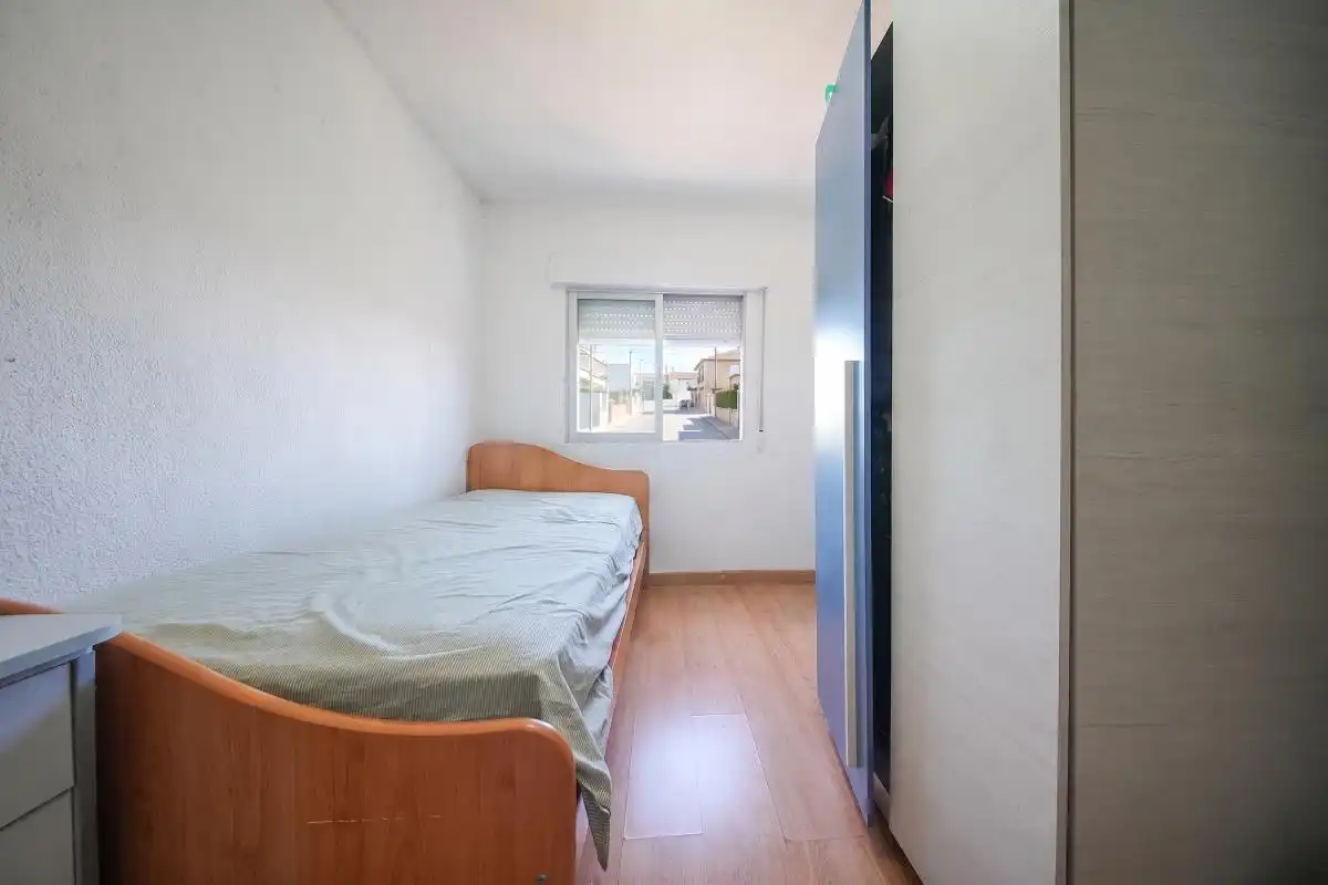 Bedroom of Flat for sale in Madrid  with Air Conditioner, Heating and Terrace